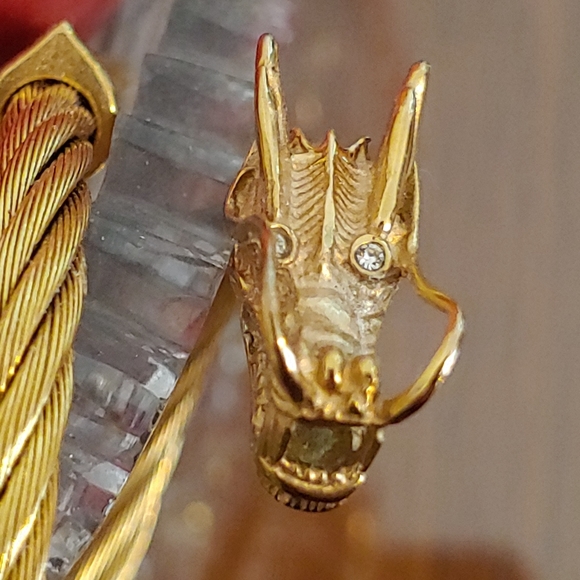 🚫SOLD🚫 Dragon Bracelet Gold Plated - Picture 9 of 12